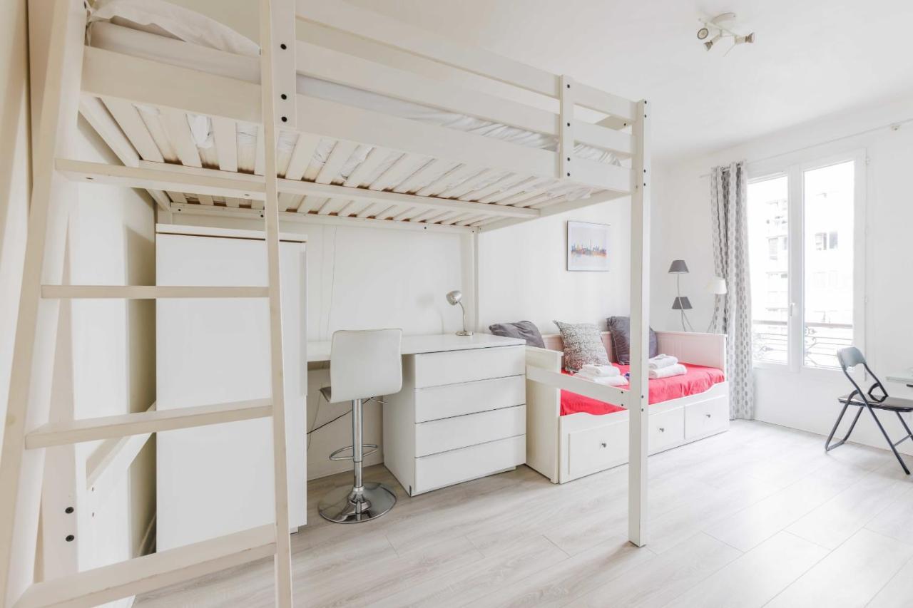 Cozy Studio In The Heart Of Montmartre - Blanches 2 Apartment Paris Luaran gambar