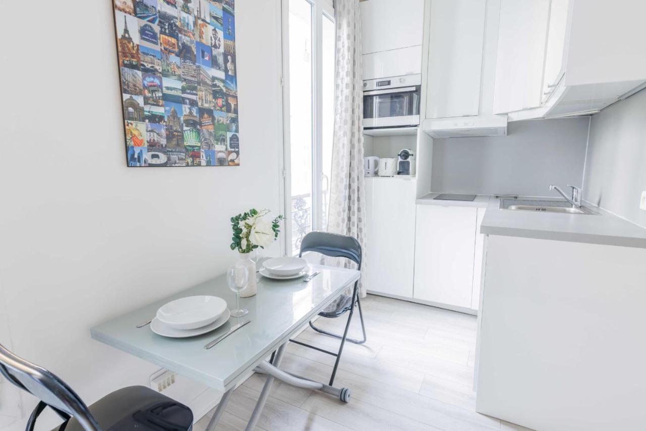 Cozy Studio In The Heart Of Montmartre - Blanches 2 Apartment Paris Luaran gambar